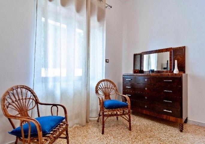 La Casa Di Julia Appartement Lecce Buitenkant foto