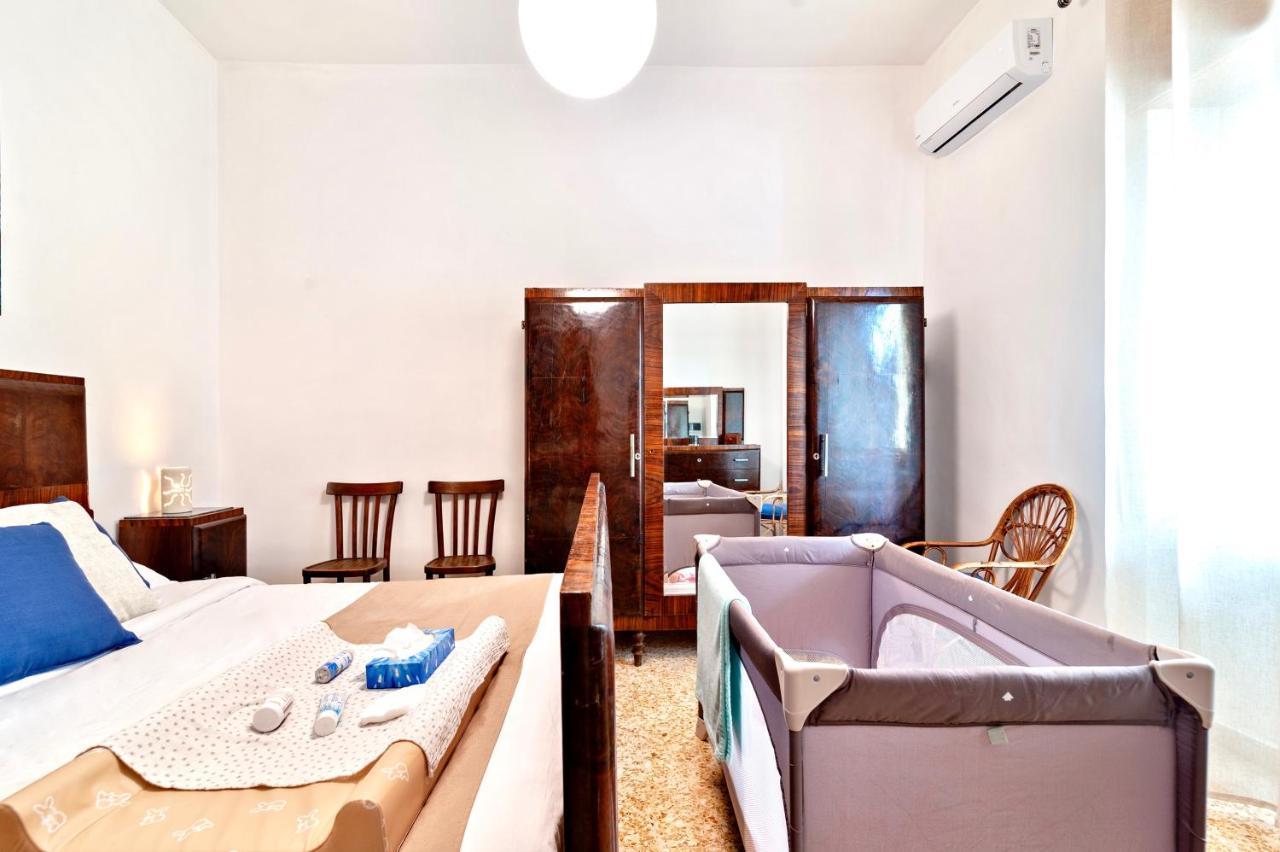 La Casa Di Julia Appartement Lecce Buitenkant foto